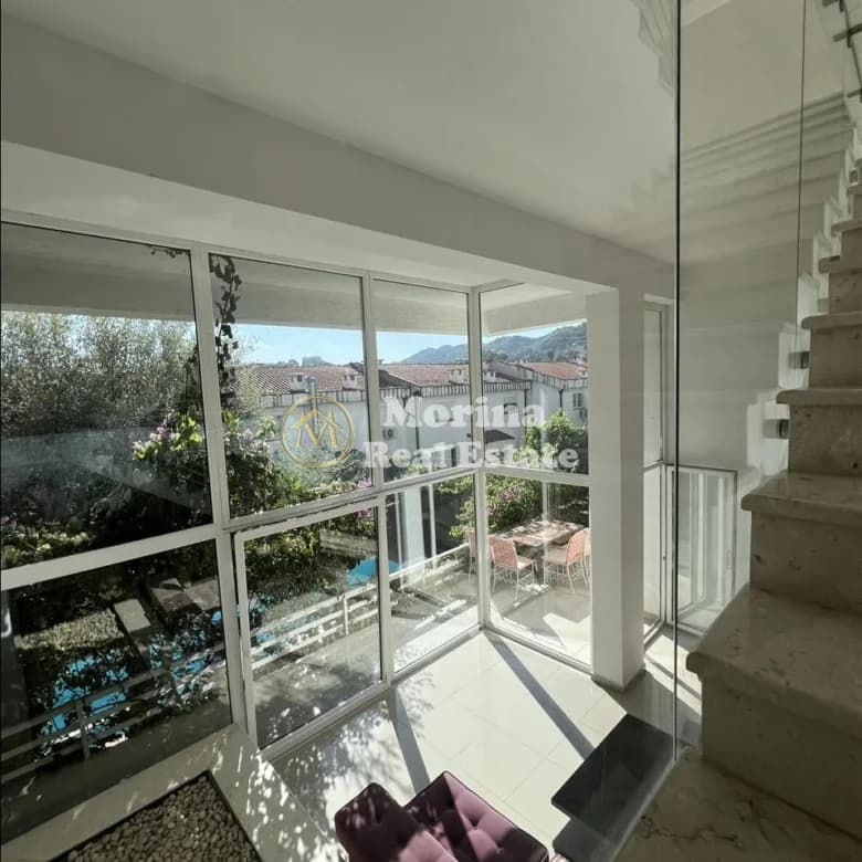 Qera | Vilë 5 + 1 + 4 | Kodra e Diellit 1 | 5000 €/muaj 4