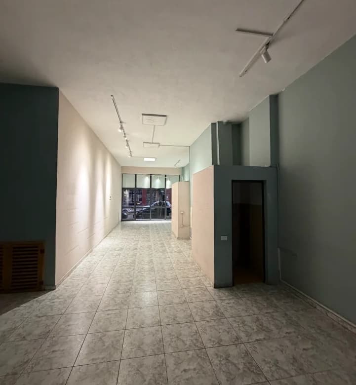 Qera | Ambjent Biznesi | Farmacia 10 | 800 €/muaj 2