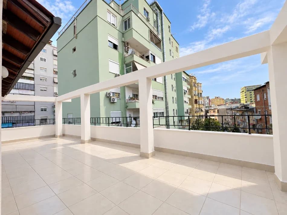 Qera | Ambjent Biznesi | Blloku | 1000 €/muaj