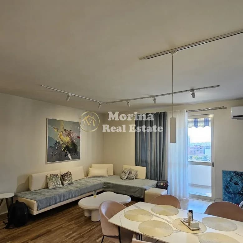 Qera | Apartament 2 + 1 | Skanderbeg Square | 950 €/muaj