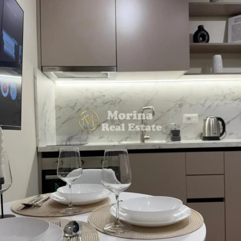 Shitje | 2 Apartamente 1 + 1 | 21 Dhjetori | 200000 € 4