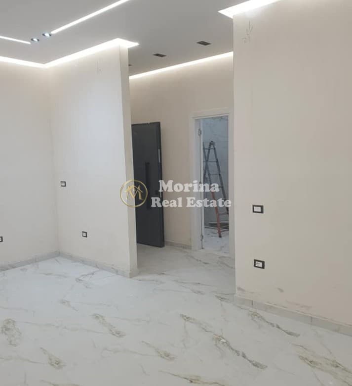 Qera | Ambjent Biznesi | Astir | 800 €/muaj 4