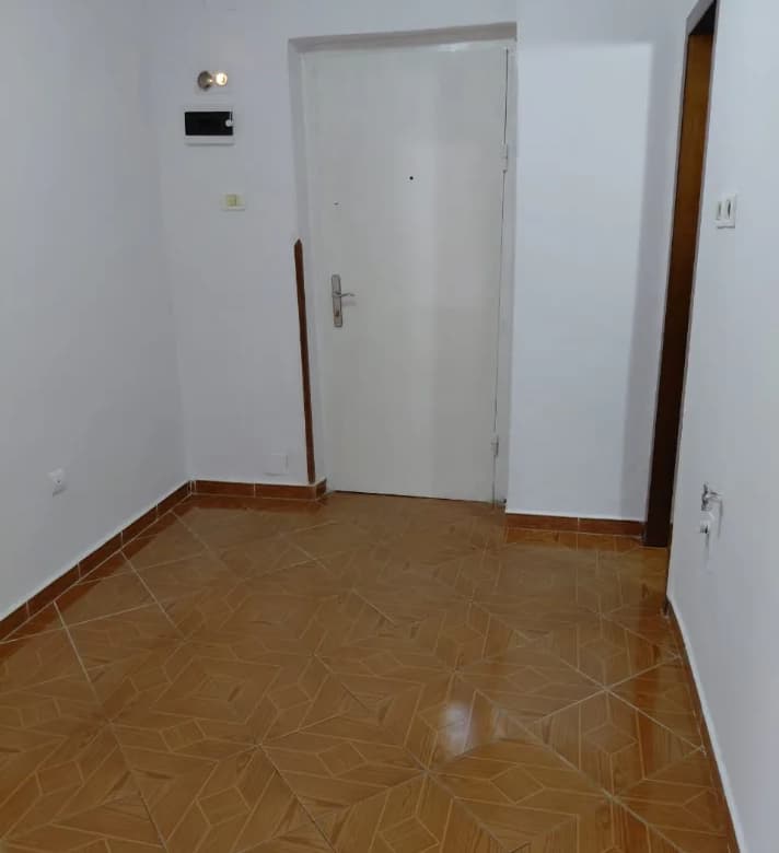 Qera | Apartament 2 + 1 | 21 Dhjetori | 500 €/muaj 4