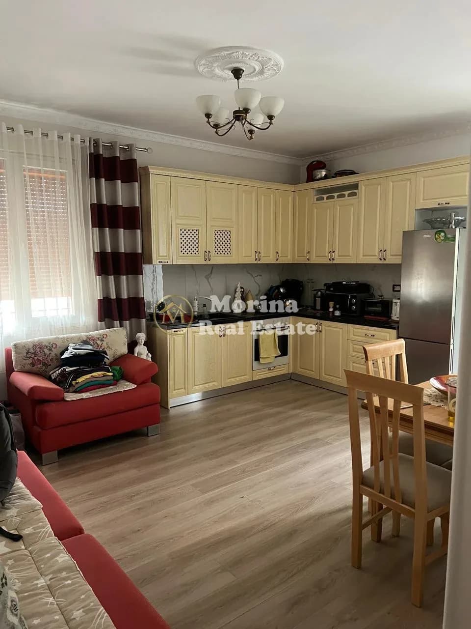 Qera | Shtëpi private 1 + 1 | Shkolla Bashkuar | 500 €/muaj 2