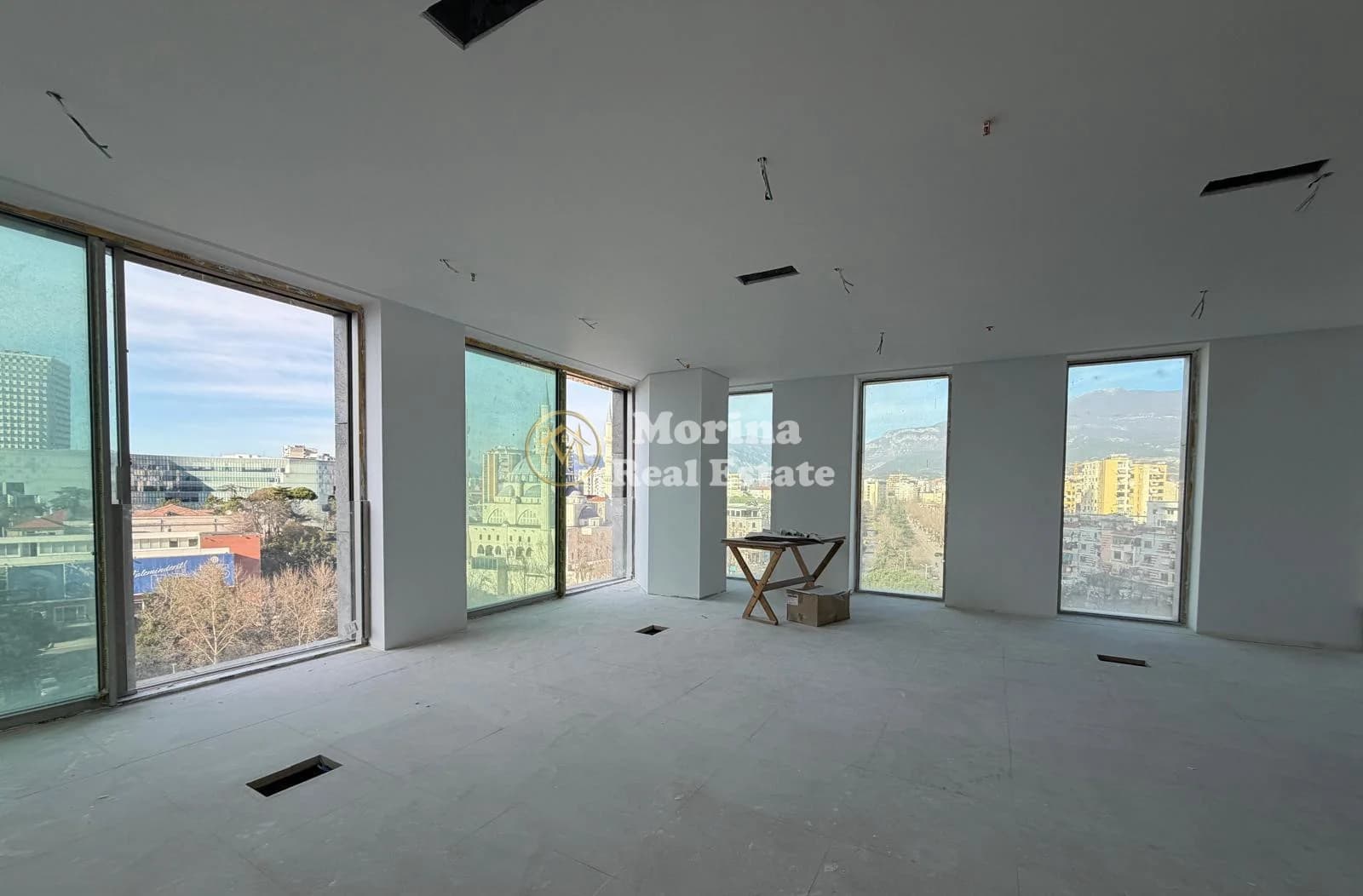 Shitje | Ambjent Biznesi | Downtown One | 640000 €