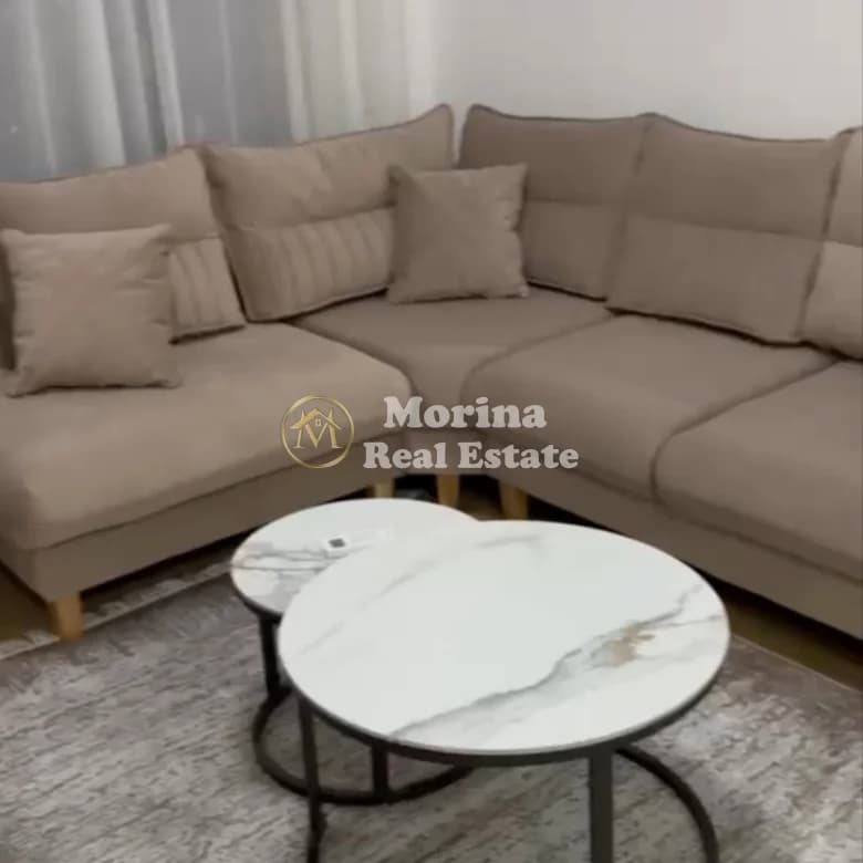 Qera | Apartament 2 + 1+ 2 | Rruga 5 Maji | 600 €/muaj