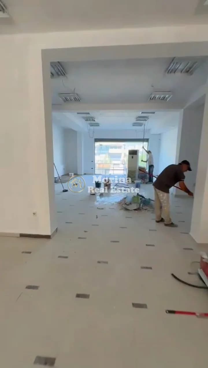 Qera | Ambjent Biznesi | Komuna e Parisit | 1500 €/muaj