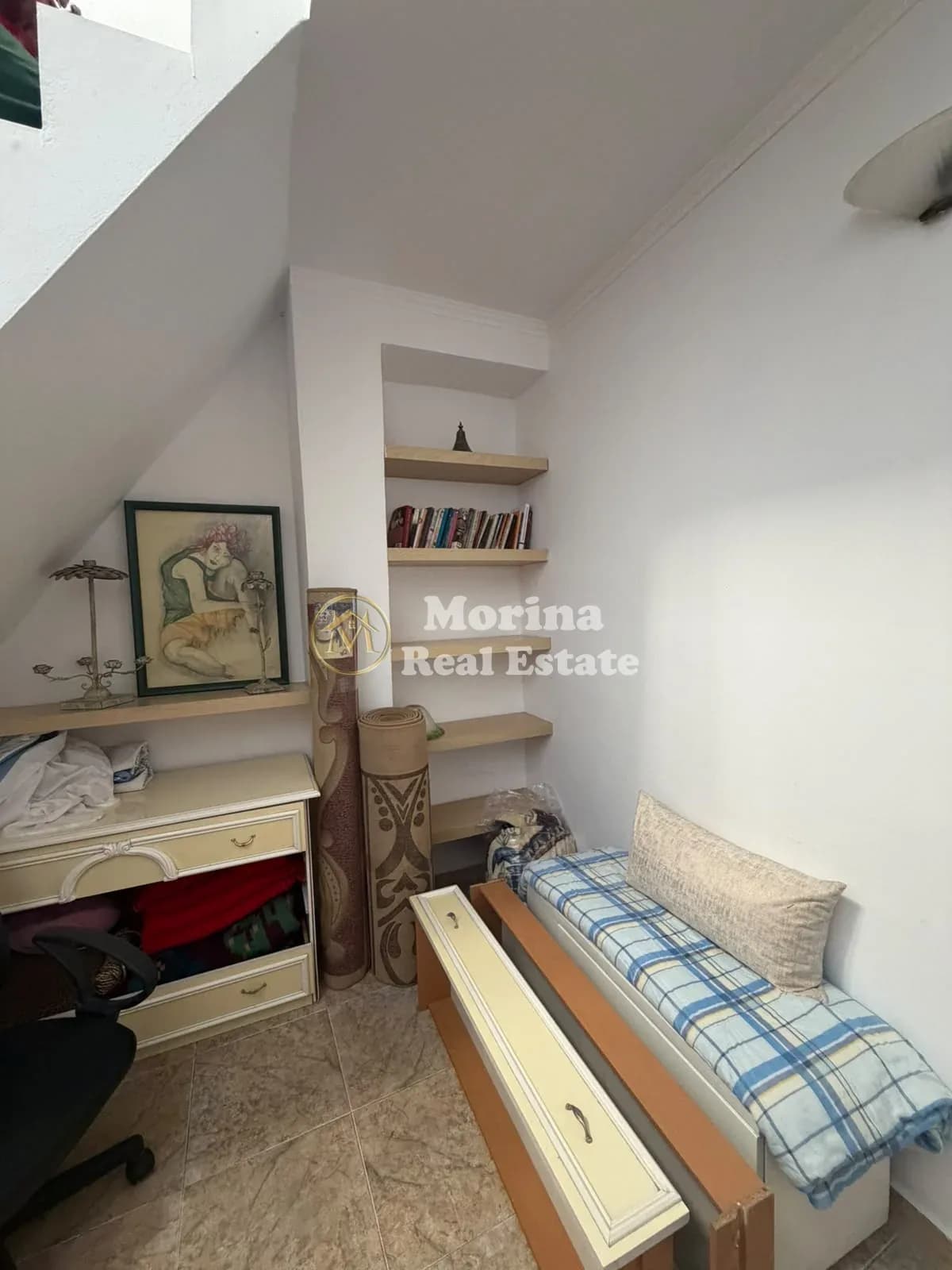 Qera | Vilë 5 + 1 | Rruga e Dibrës | 650 €/muaj 2