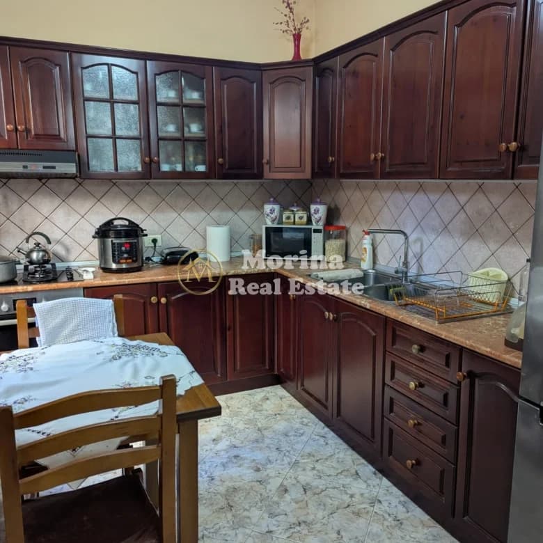 Shitje | Shtëpi private 6 + 1 | Don Bosko | 515000 €