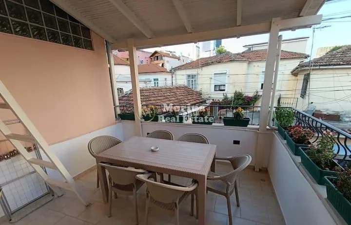 Shitje | Vilë 3 + 1 | Rruga e Kavajës | 500000 € 3