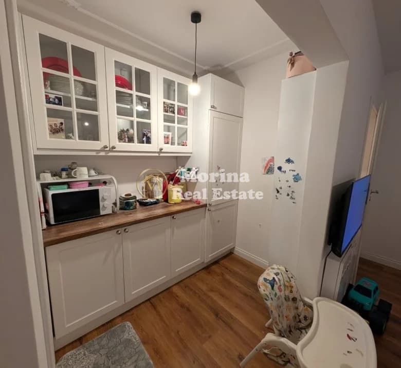 Shitje | Apartament 2 + 1 | 21 Dhjetori | 191800 € 2