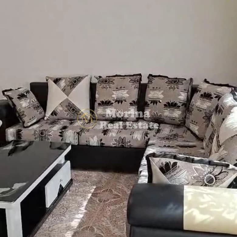 Qera | Shtëpi private 1 + 1 | Rruga e Dibrës | 400 €/muaj 3