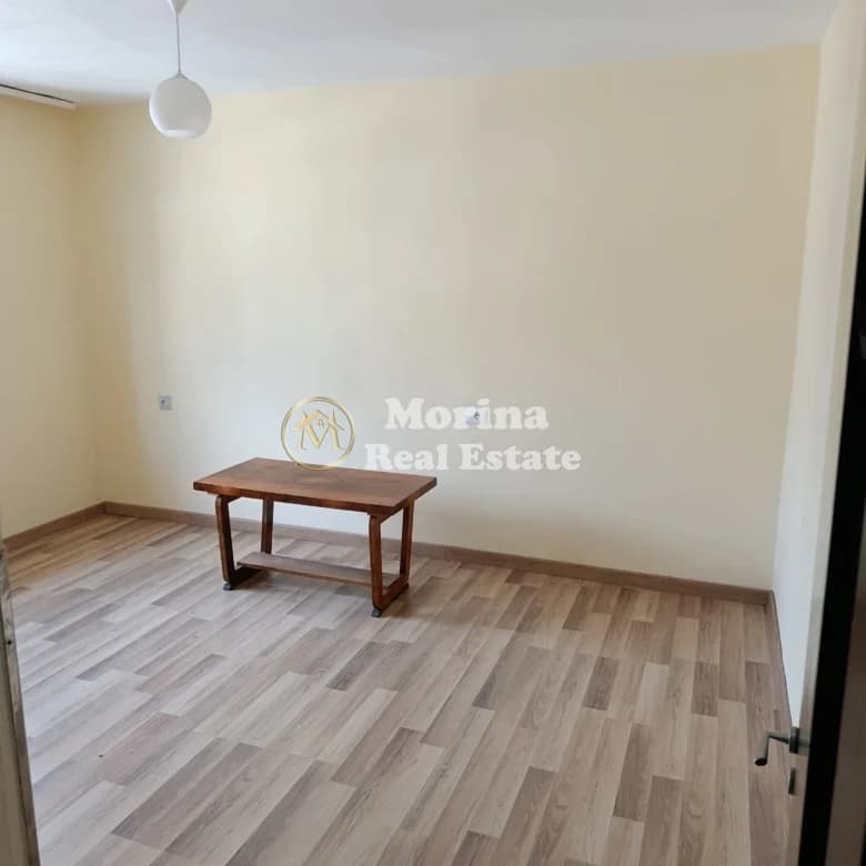 Qera | Apartament 1 + 1 | Xhamlliku | 350 €/muaj 3