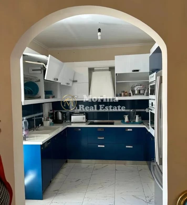 Shitje | Apartament 2 + 1 | Optika Fresku | 170000 € 3