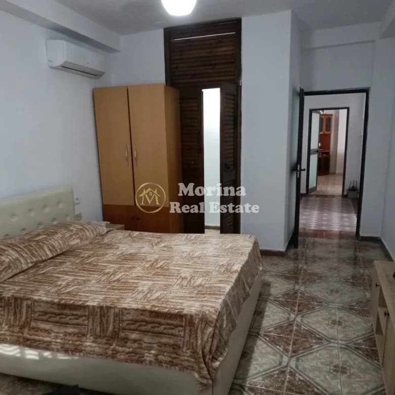 Shitje | Vilë 7 + 1 | Brraka | 400000 € 4