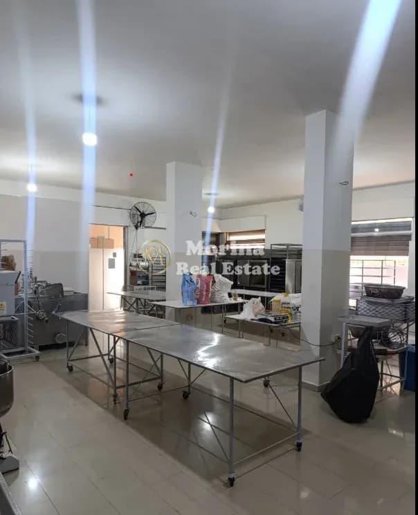 Qera | Ambjent Biznesi | Rruga Ilia Dilo Sheperi | 900 €/muaj