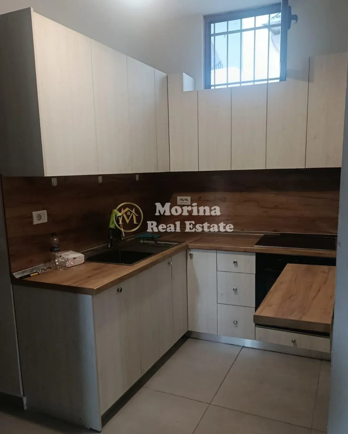 Qera | Shtëpi private 2 + 1 | Bulevardi Zogu i Parë | 1200 €/muaj