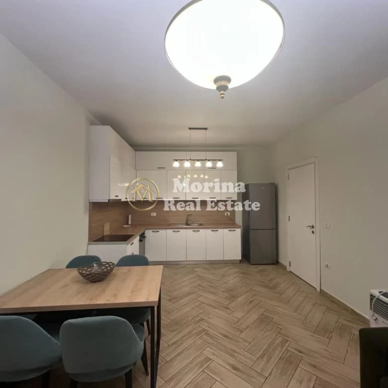 Qera | Apartament 1 + 1 |Komisariati Nr 4 | 500 €/muaj 2