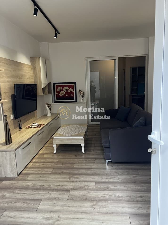 Qera | Apartament 1 + 1 | Rruga e Barrikadave | 480 €/muaj