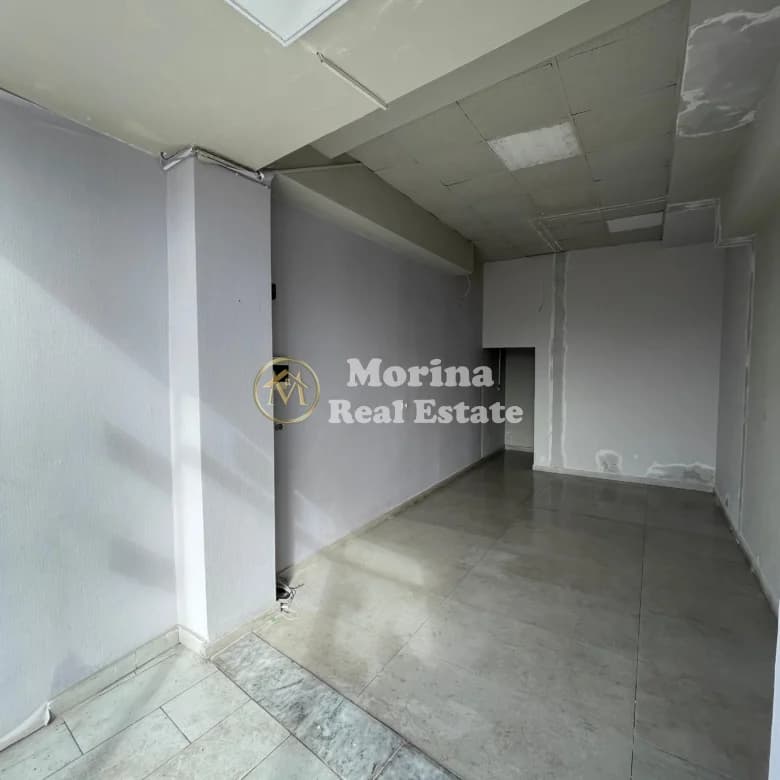 Qera | Ambjent Biznesi | Sheshi Shqiponja | 500 €/muaj 4