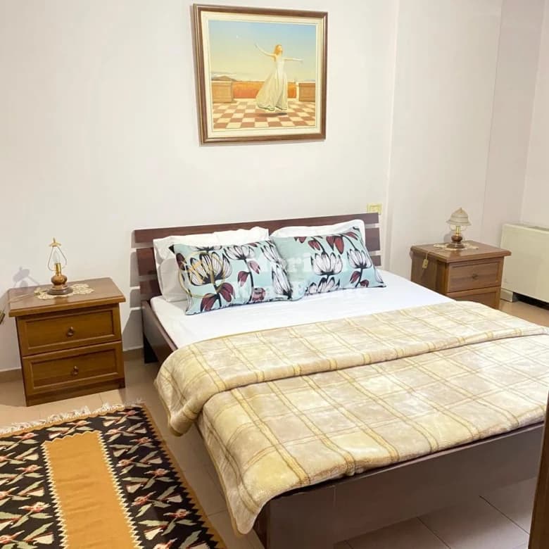 Qera | Apartament 3 + 1 | Rruga e Elbasanit | 1400 €/muaj 2
