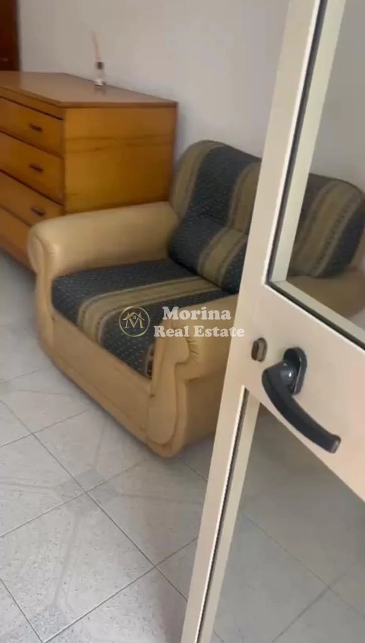 Qera | Shtëpi private Garsoniere | American Hospital 3 | 270 €/muaj