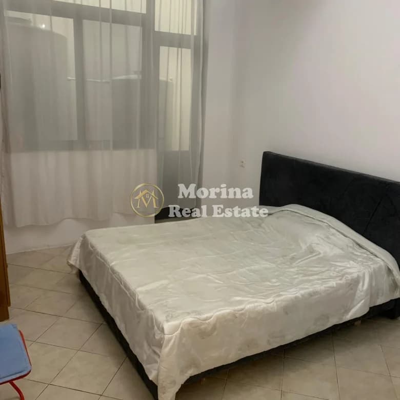Qera | Vilë 1 + 1 | Shkoze | 300 €/muaj 2