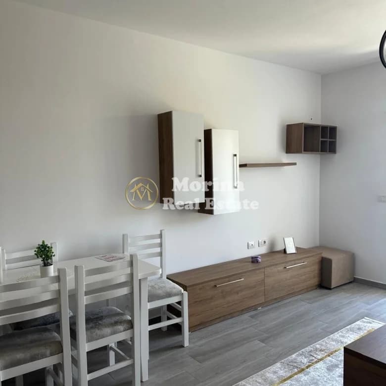 Qera | Apartament 1 + 1 | Rruga 5 Maji | 400 €/muaj 3