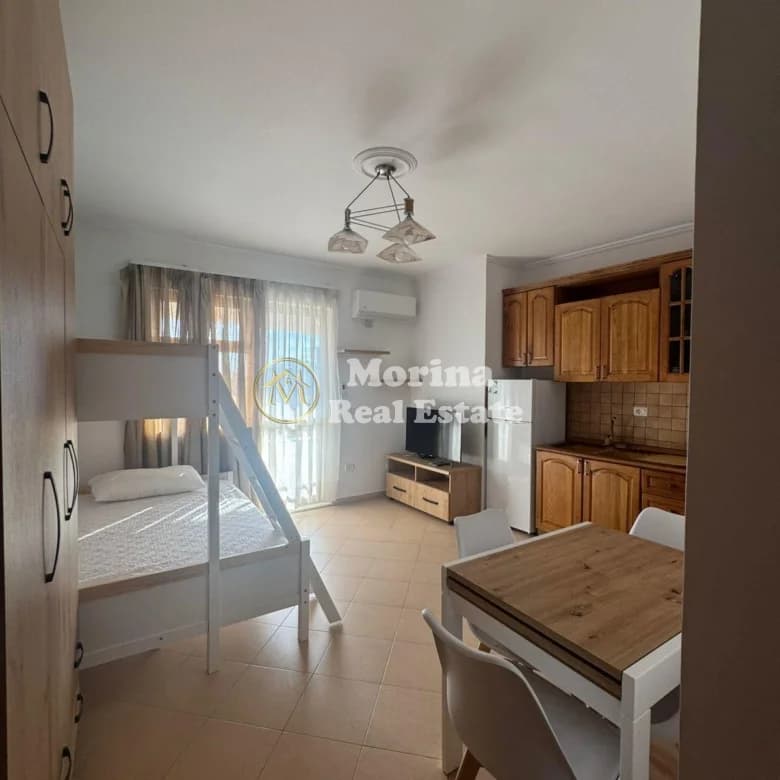 Qera | Garsoniere | Brryli | 400 €/muaj 2