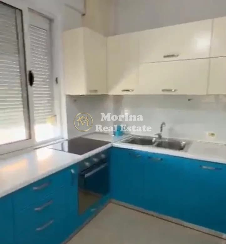 Qera | Shtëpi private 2 + 1 | Rruga Besa | 500 €/muaj 4