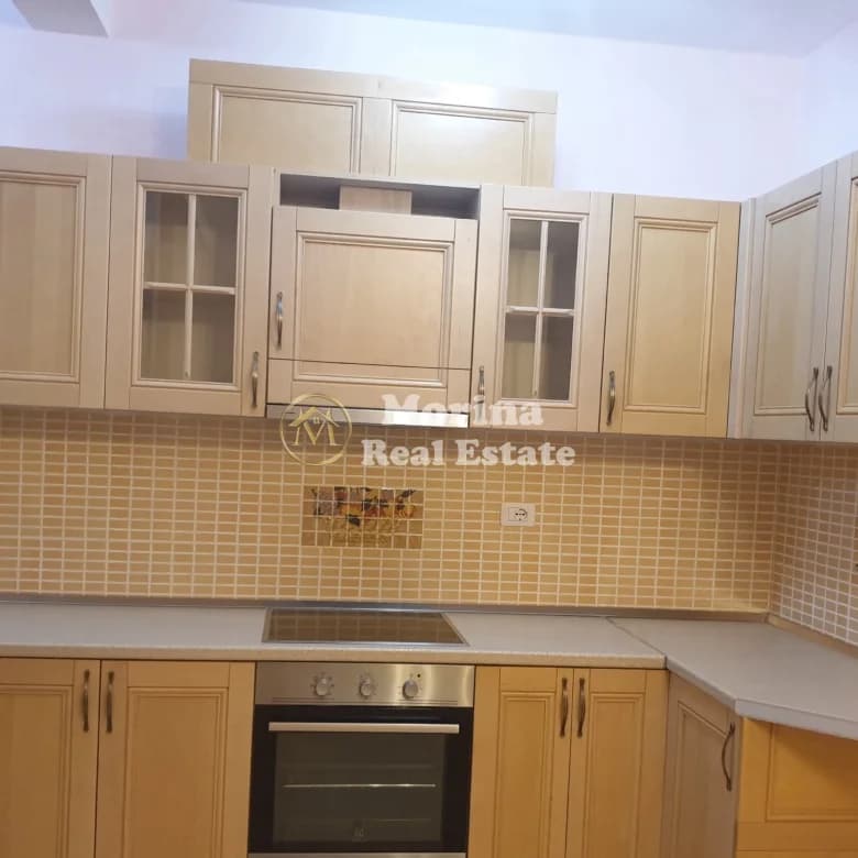 Shitje | Apartament 3 + 1 | Liqeni I Thate | 330000 € 2
