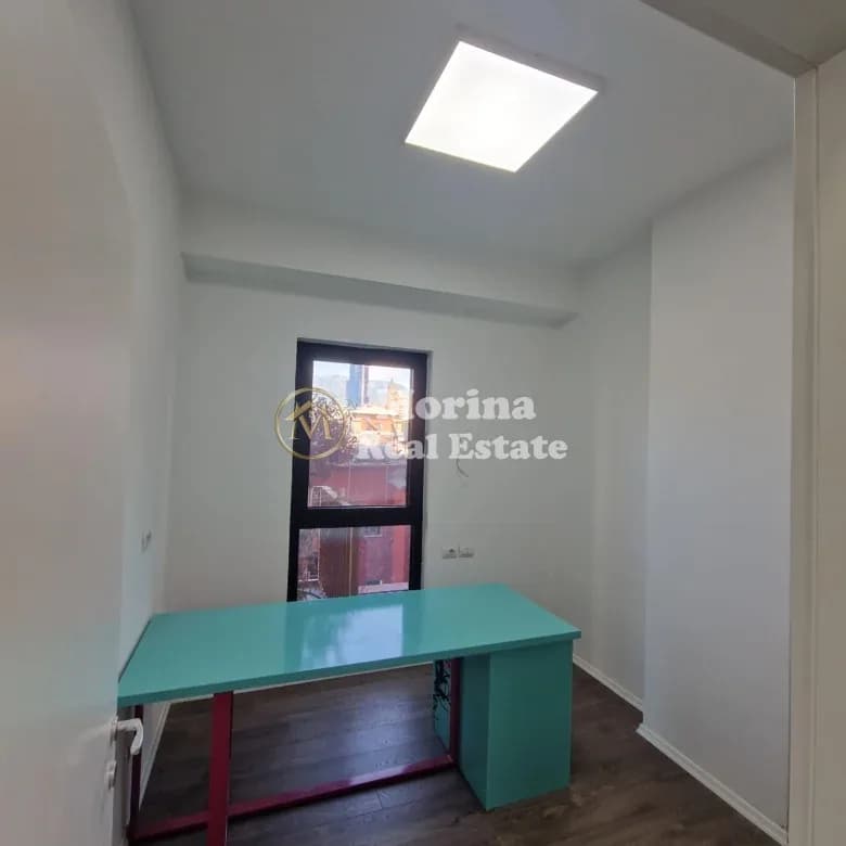 Qera | Ambjent Biznesi | Rruga e Kavajës - Garden Building | 950 €/muaj 3
