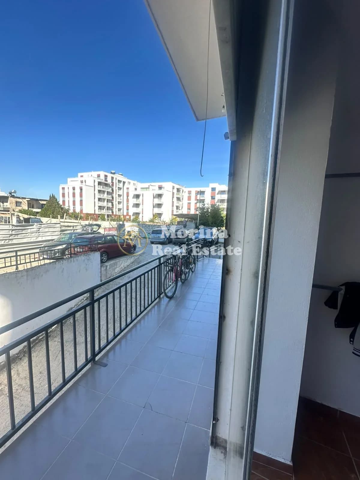 Qera | Ambjent Biznesi | Astir | 250 €/muaj 2