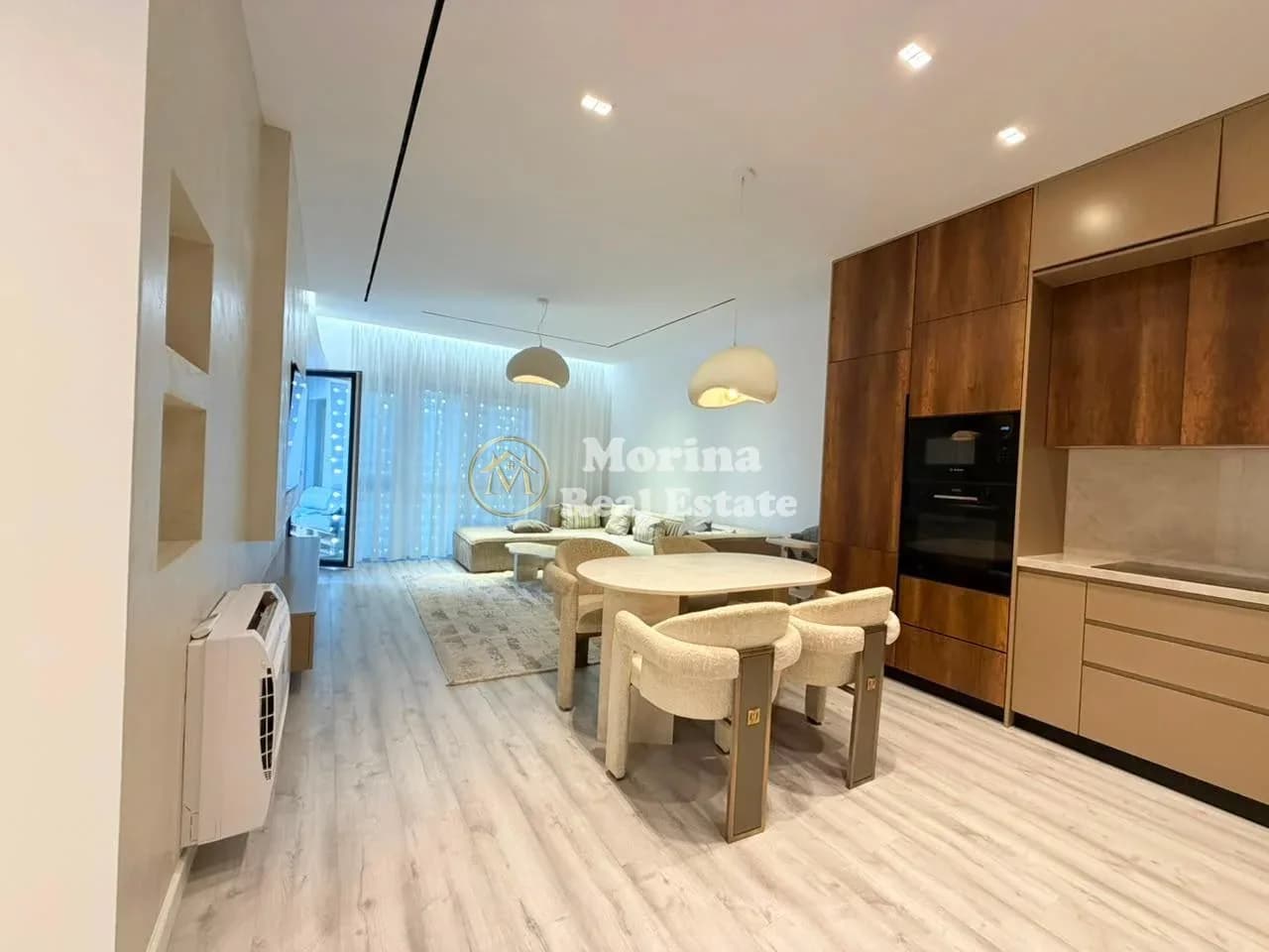 Qera | Apartament 2 + 1 | Rruga 5 Maji - Emerald Center| 1000 €/muaj