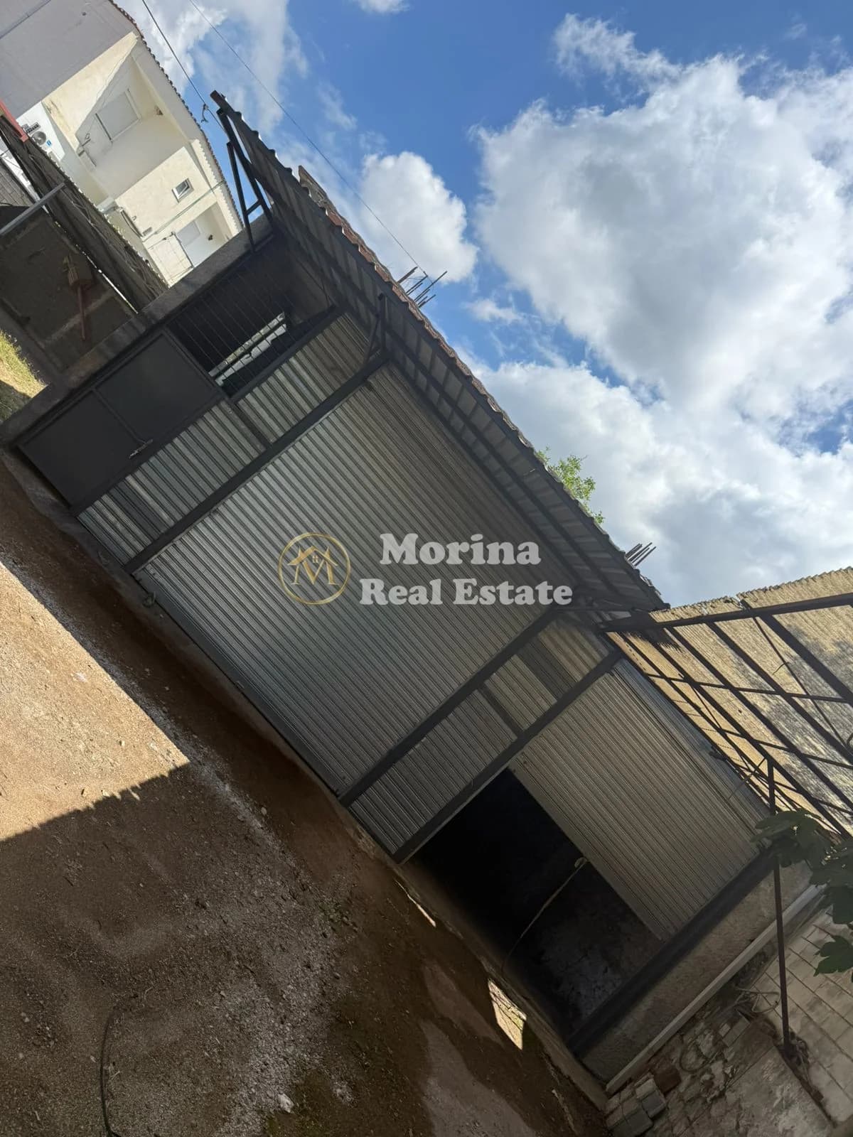 Qera | Ambjent Biznesi | Rruga Myslym Keta | 800 €/muaj 4