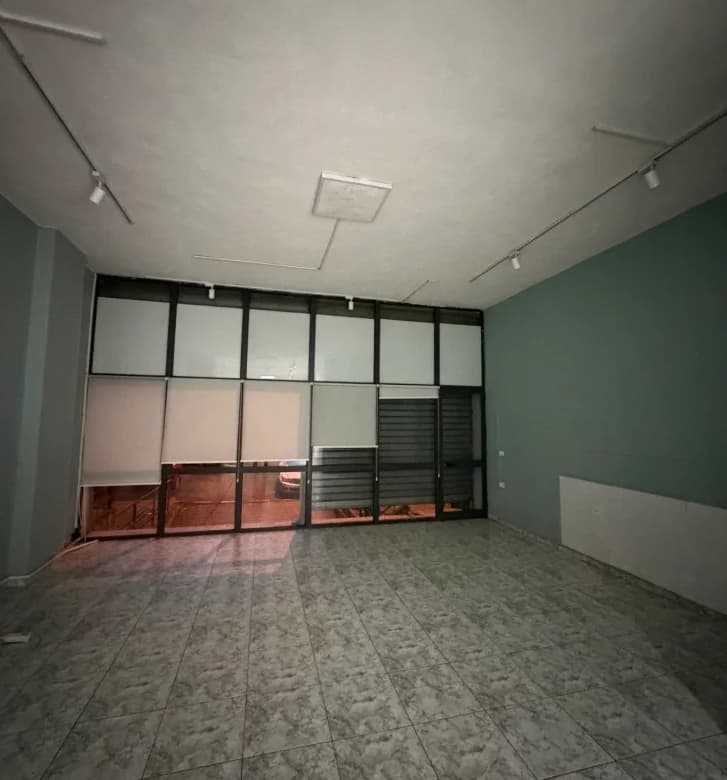 Qera | Ambjent Biznesi | Farmacia 10 | 800 €/muaj 4