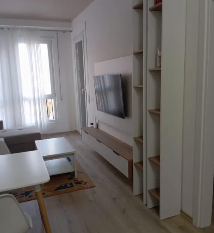 Qera | Apartament 1 + 1 | Rruga 5 Maji | 500 €/muaj 2