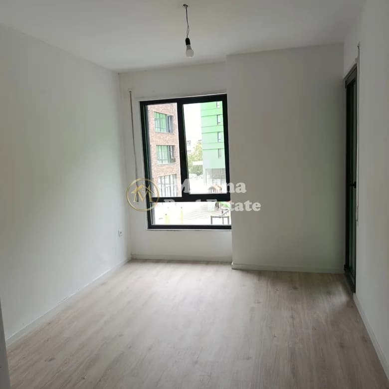 Qera | Apartament 1 + 1 | Rruga 5 Maji | 400 €/muaj 3