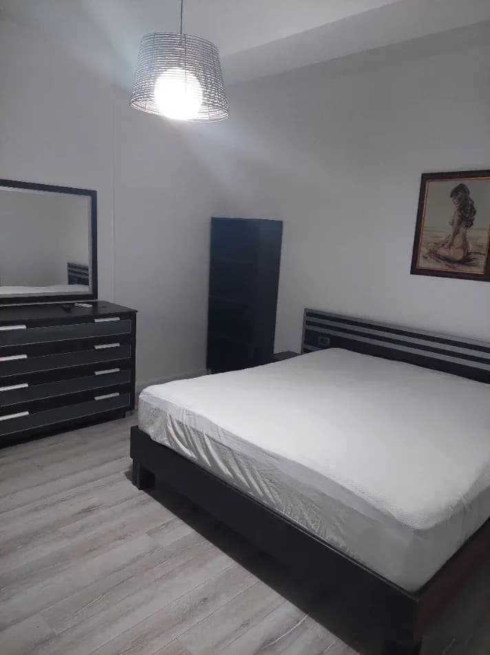 Qera | Apartament 2 + 1 | ish Tregu Elektrik | 750 €/muaj i Diskutueshem 2