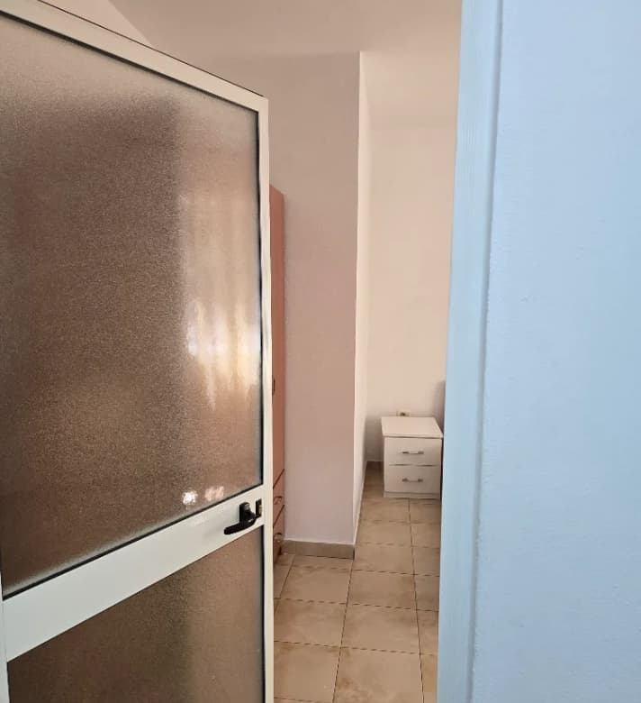 Qera | Shtëpi private 1 + 1 | Rruga 5 Maji | 350 €/muaj 4