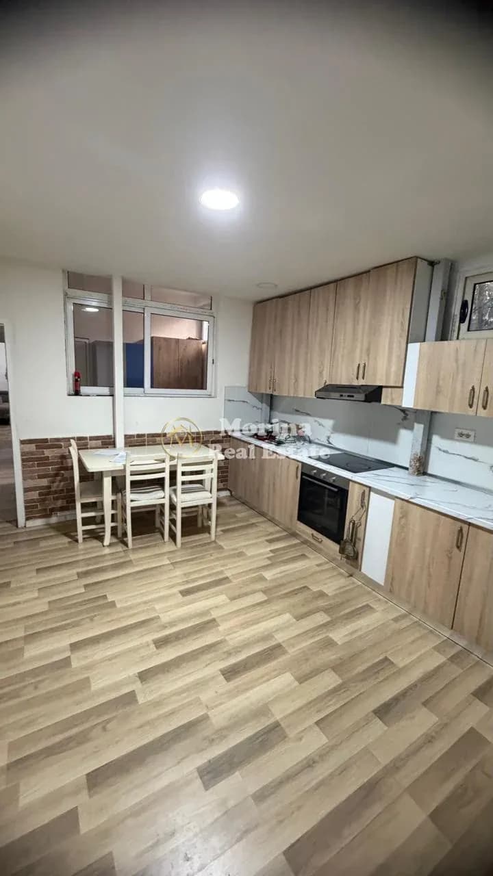 Qera | Apartament 3 + 1 | Vasil Shanto | 550 €/muaj 3