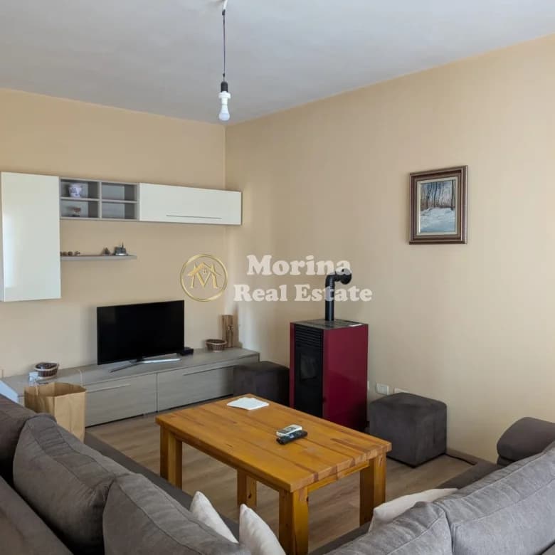 Qera | Vilë 2 + 1 | Fresku | 550 €/muaj