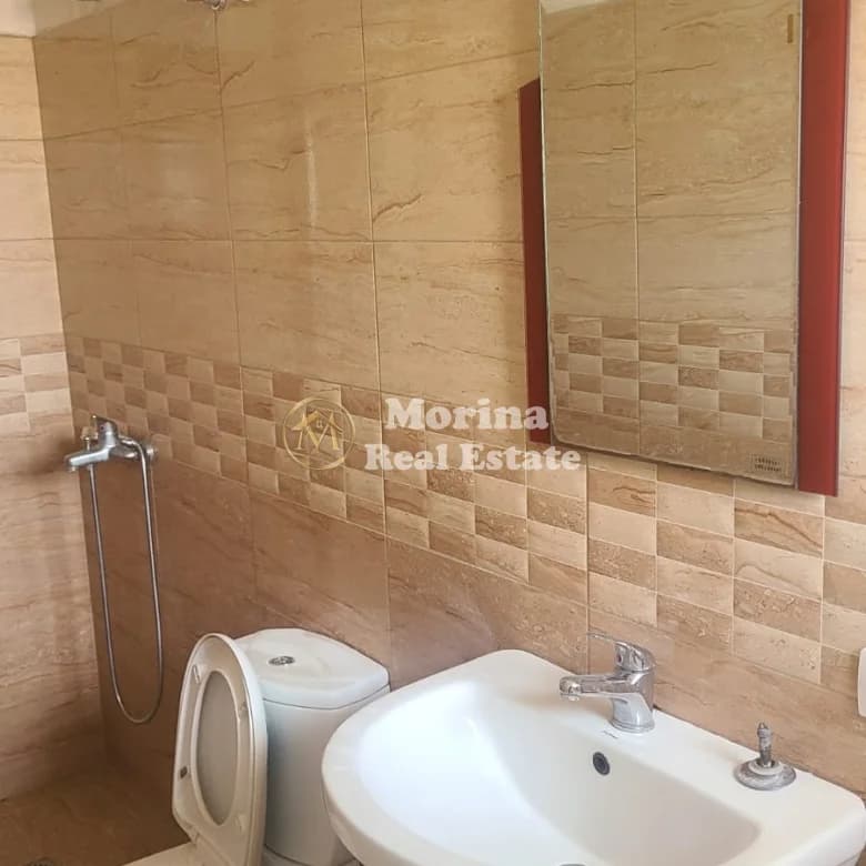 Qera | Shtëpi private 1 + 1 | Rruga Mihal Grameno | 260 €/muaj