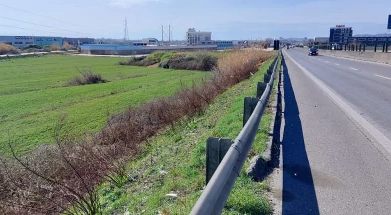 Shitje | Tokë / Truall | Autostrada "Tiranë - Durrës" | 260000 € 3