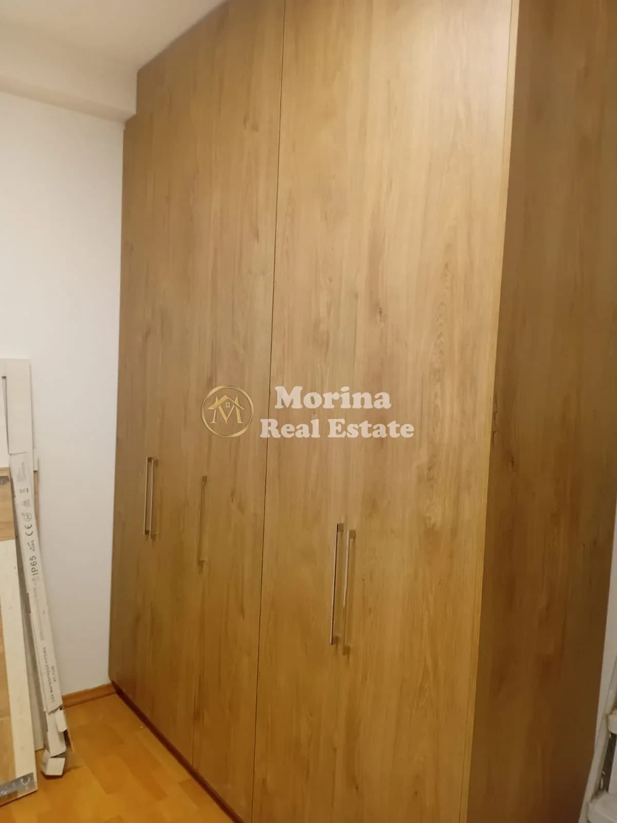 Qera | Ambjent Biznesi | Rruga e Elbasanit | 700 €/muaj 2
