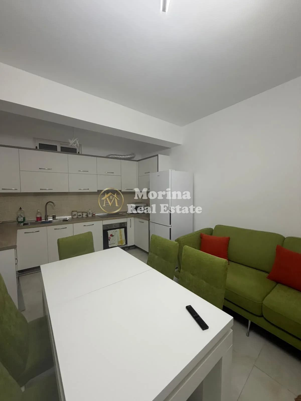 Qera | Shtëpi private 1 + 1 | Rruga Riza Cerova | 550 €/muaj 3