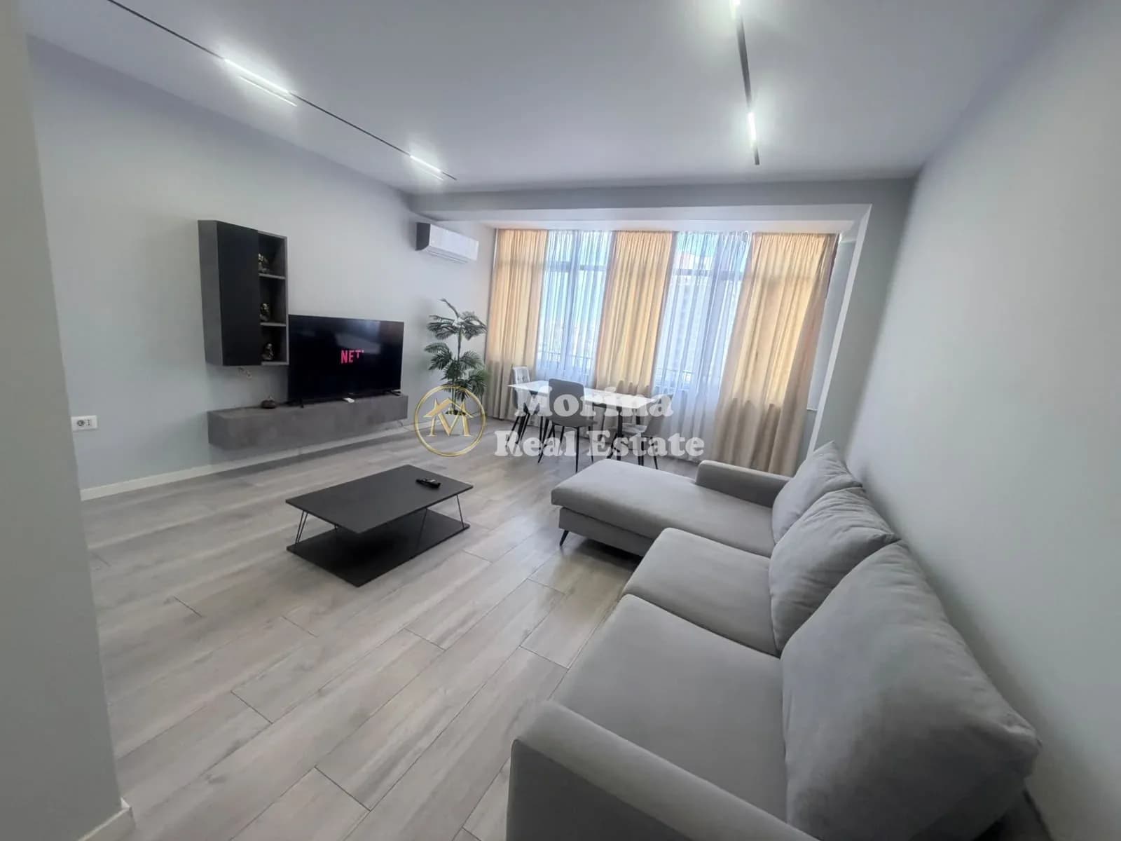 Shitje | Apartament 2 + 1 | 21 Dhjetori | 269000 € 2