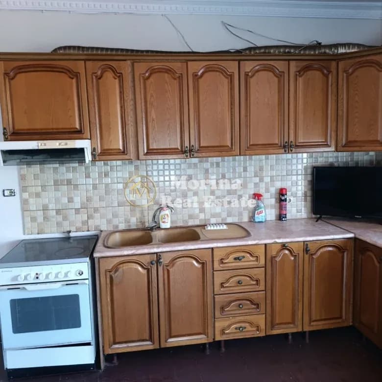Qera | Shtëpi private 2 + 1 | Vilat Gjermane | 600 €/muaj 2