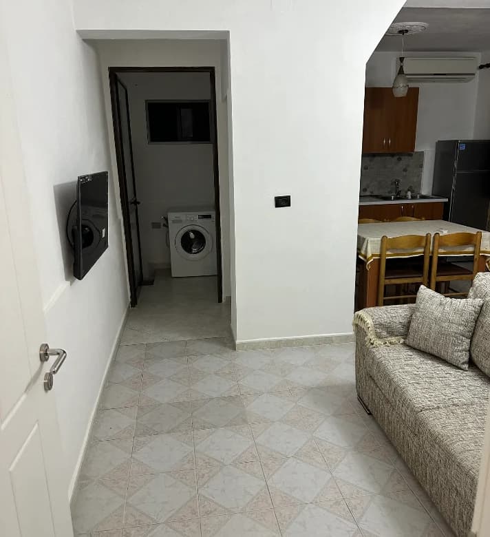 Qera | Garsoniere | Komuna e Parisit | 450 €/muaj 4