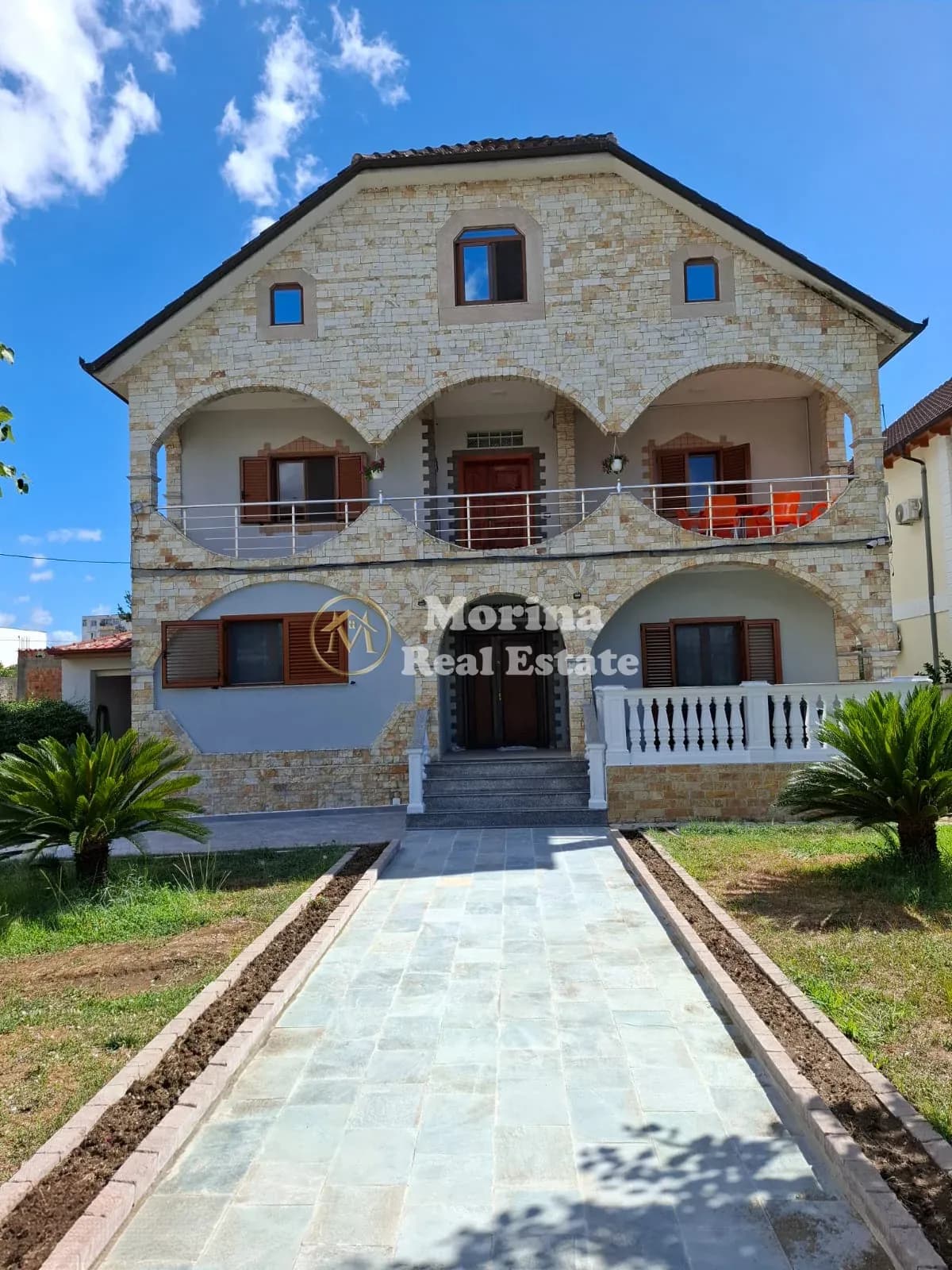 Shitje | Vilë 6 + 1 | Fushë (Mëzez) | 370000 €